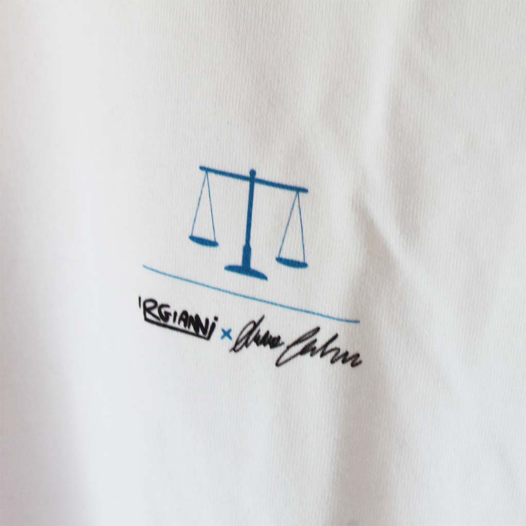 Defeua® POLITICALLY CORRECT tshirt bianca dettaglio grafica - collezione speciale Generazione ZETA