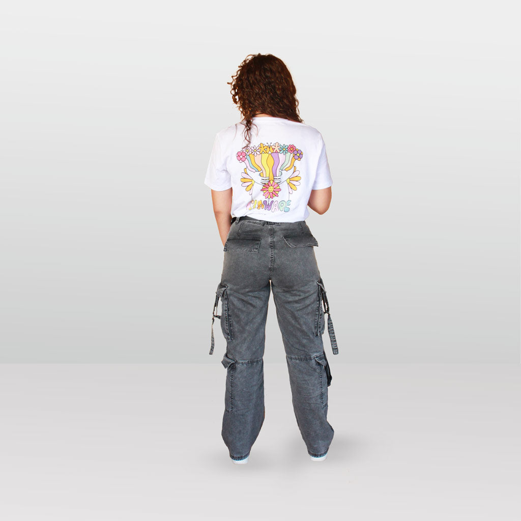 Defeua® RISE UP, la tshirt sostenibile della Generazione ZETA che blasta la paura di parlare di endometriosi