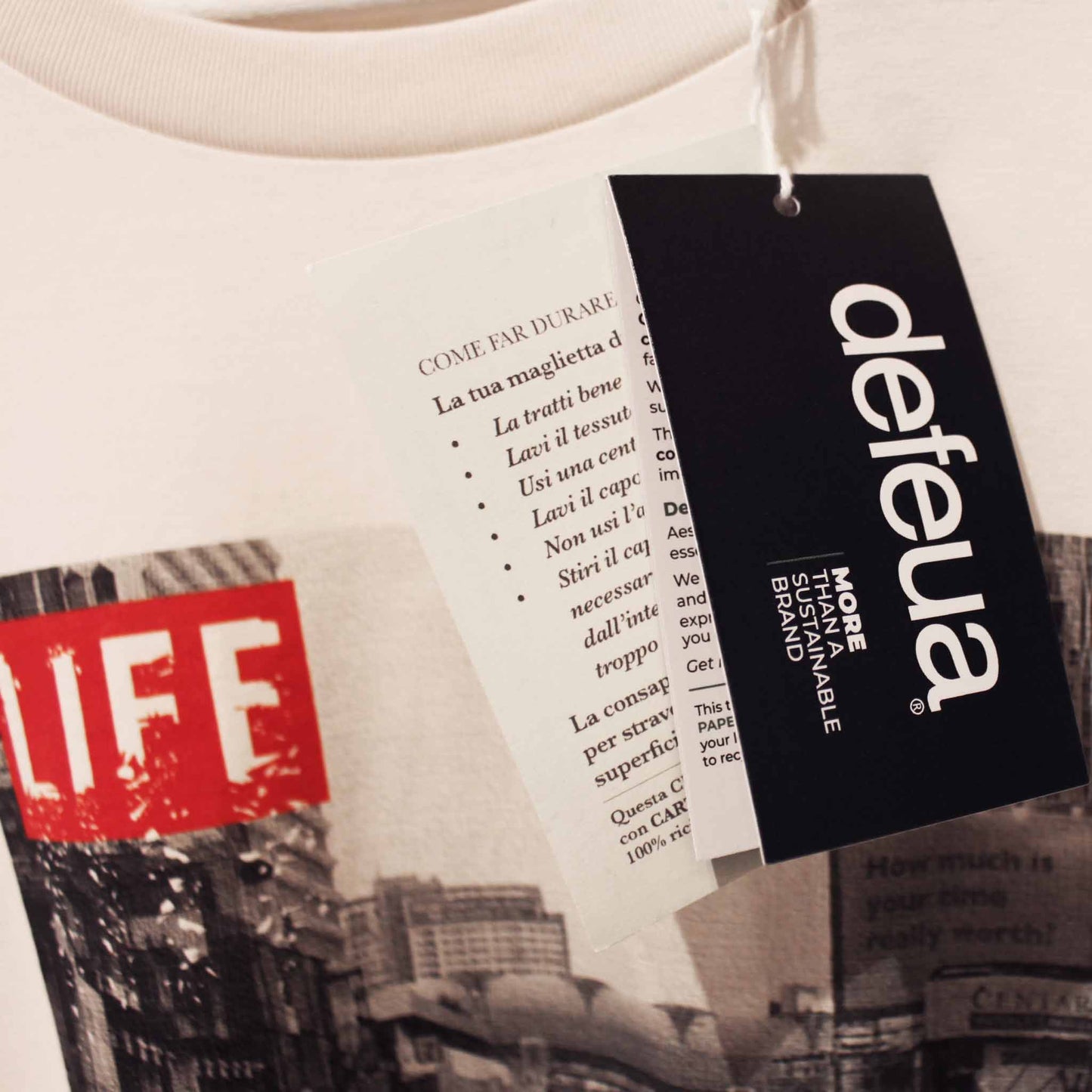 Defeua® STUCK t-shirt in cotone organico sul valore del tempo - dettaglio grafica