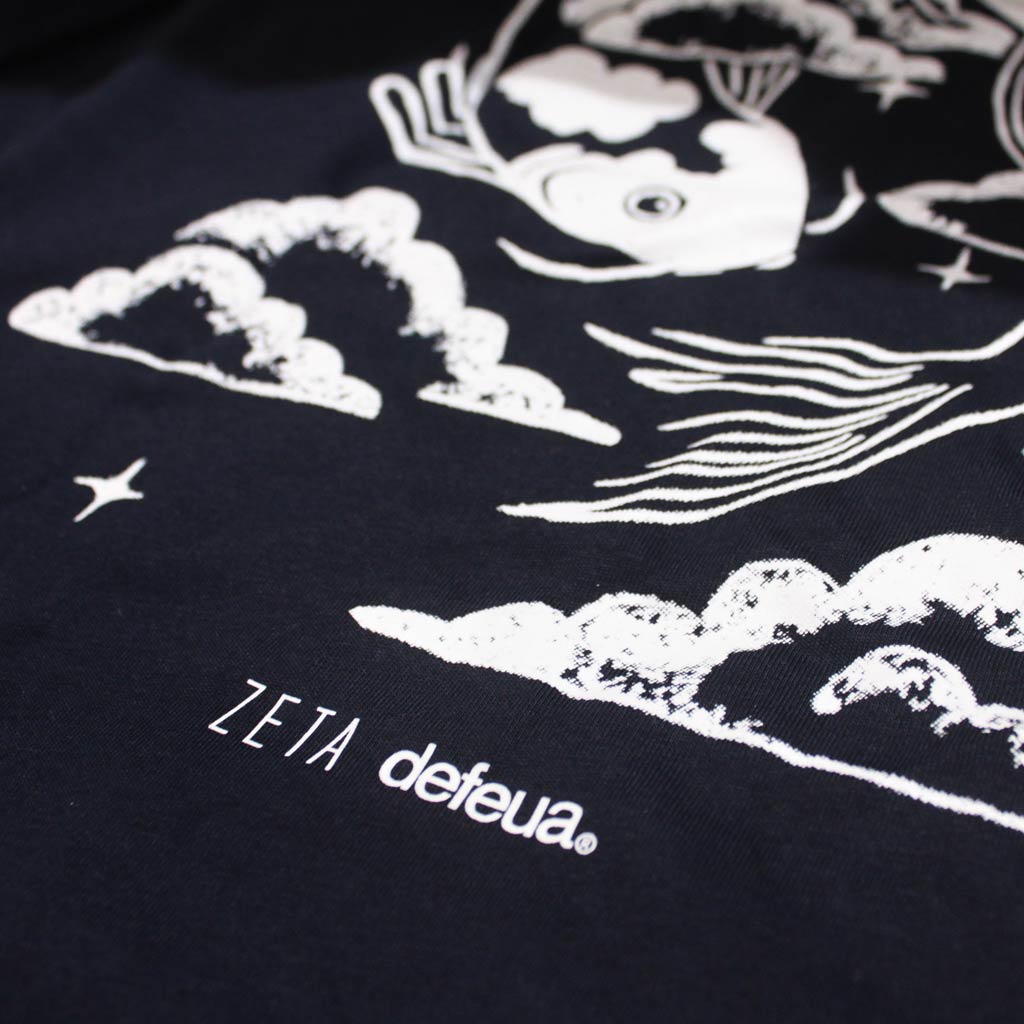 Defeua AEQUILIBRIUM. T-shirt GEN Z unisex equilibrio - french navy blu - 100% cotone biologico- Dettaglio logo